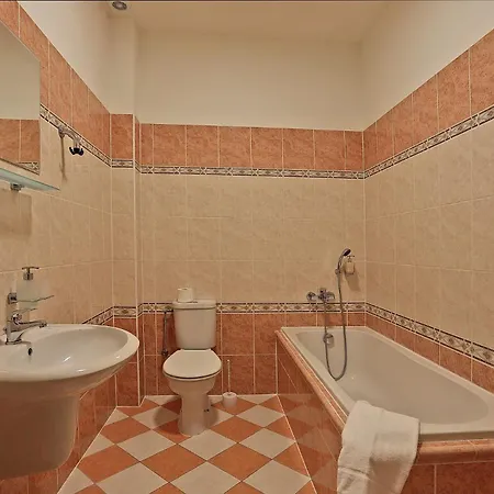 Hotel Pilgrim Karlovy Vary Room photo
